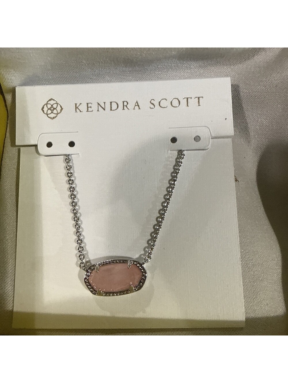 Kendra Scott Elisa Gold Pendant Necklace in Rose Quartz